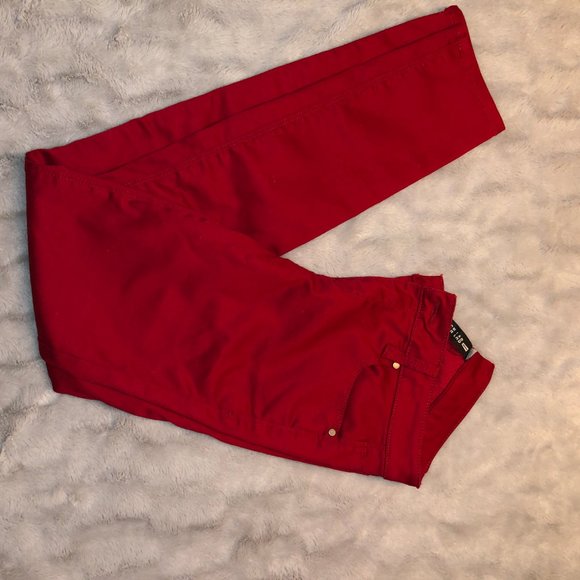 1 pair of Gray and 1 pair of Red pants - Picture 3 of 6
